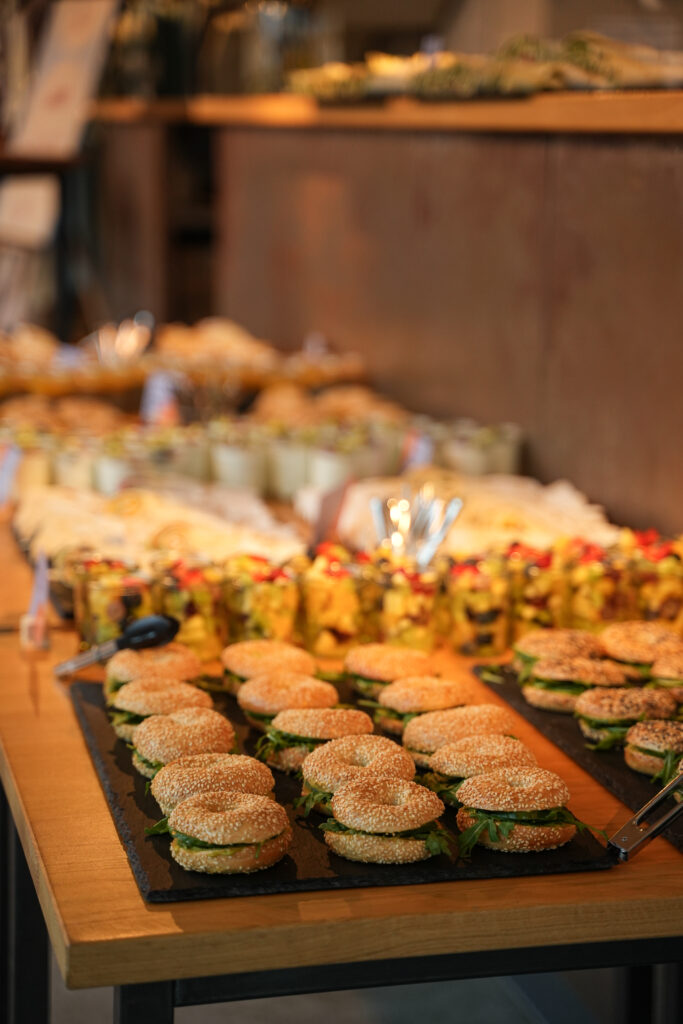 Erlebe beim HejMates Pressday 2025 im Foodlab Hamburg spannende Marken, kulinarische Highlights & Networking mit Medien, Creators & Professionals.