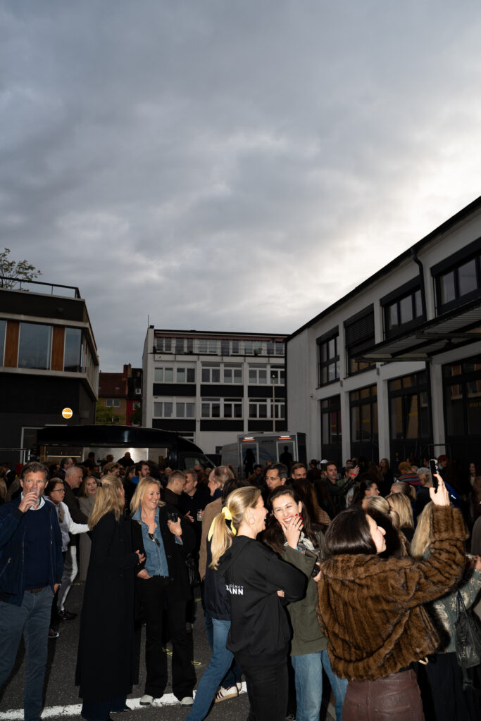 Bühne beim Event Ray-Ban x Oakley